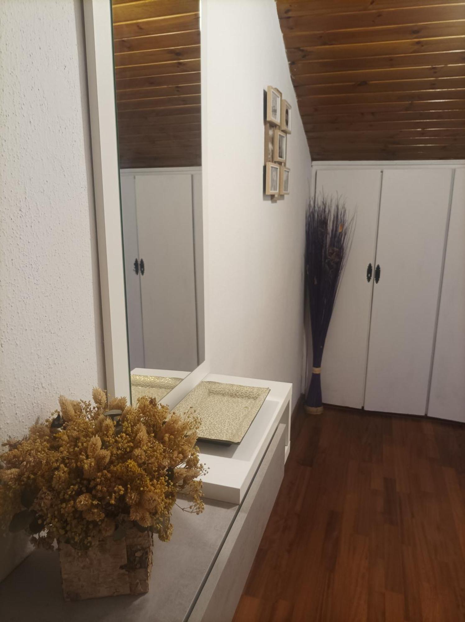 Apartament Betty Sort Eksteriør billede